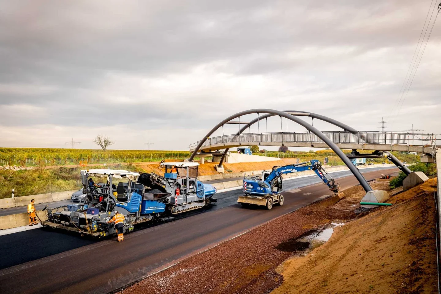 Schnorpfeil Infrastruktur – Professioneller Straßenbau und Fahrbahnsanierung